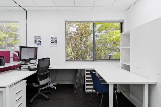 Unit 5/7 Napier Close Deakin ACT 2600 - Image 4