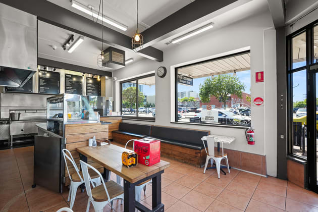 Click to view all images 45 Chester Street Oakleigh VIC 3166 - Image 5