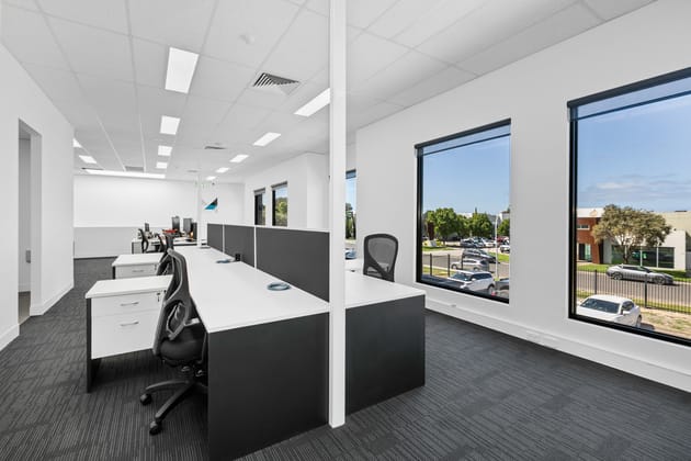 6 Akuna Drive Williamstown VIC 3016 - Image 3