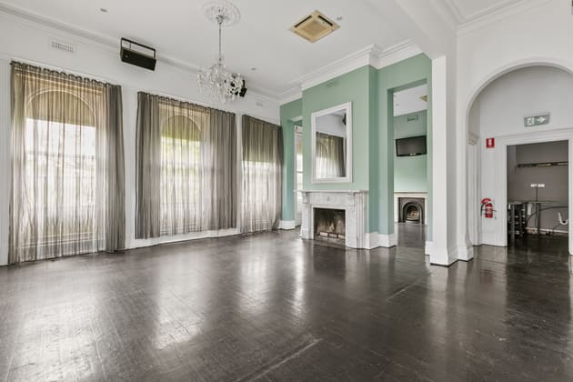 Click to view all images 189 Nelson Place Williamstown VIC 3016 - Image 4