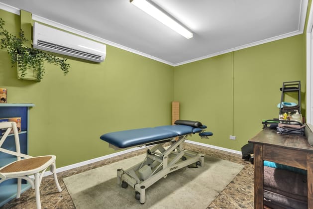 Click to view all images 7/7-9 Maleny Street Landsborough QLD 4550 - Image 4