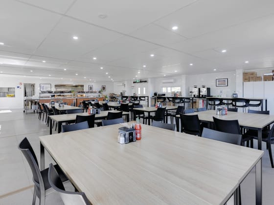 35 Prichard Road Emerald QLD 4720 - Image 4