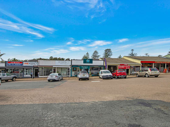 Tuross Head Shopping Evans Rd Tuross Head NSW 2537 - Image 5