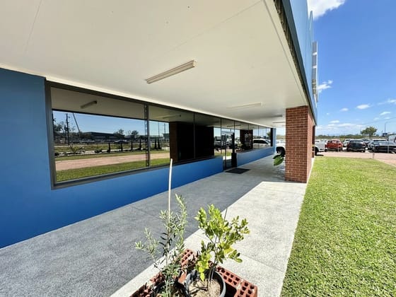 460 Ingham Rd Garbutt QLD 4814 - Image 3