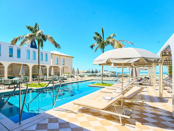 Click to view all images 1-21 & 211 Ocean Beach Road Sorrento VIC 3943 - Image 4