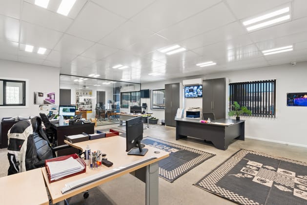 16 Mercantile Court Molendinar QLD 4214 - Image 5