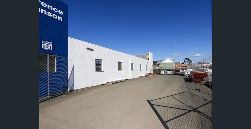 22-28 Bond Street Sale VIC 3850 - Image 3