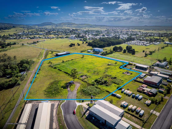 20 Kleinhans Court Lowood QLD 4311 - Image 2