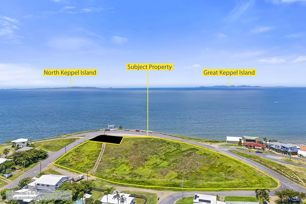 Click to view all images 4-6 Cathne Street Cooee Bay QLD 4703 - Image 2