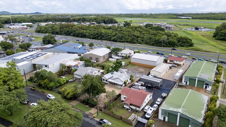 24 Magazine Street Stratford QLD 4870 - Image 5