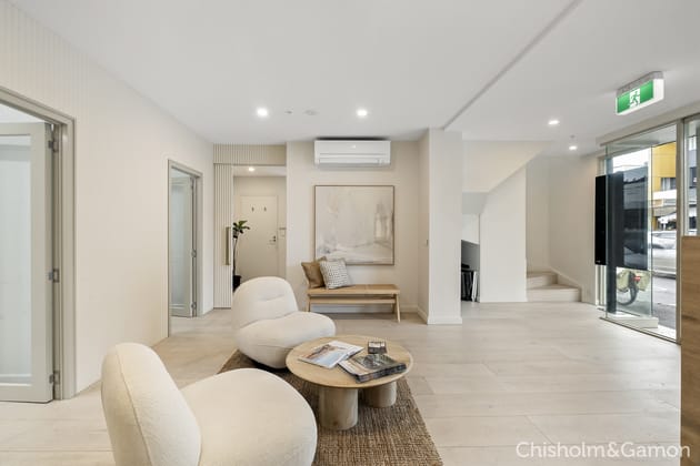 Click to view all images 1 & 6/89 Ormond Road Elwood VIC 3184 - Image 1