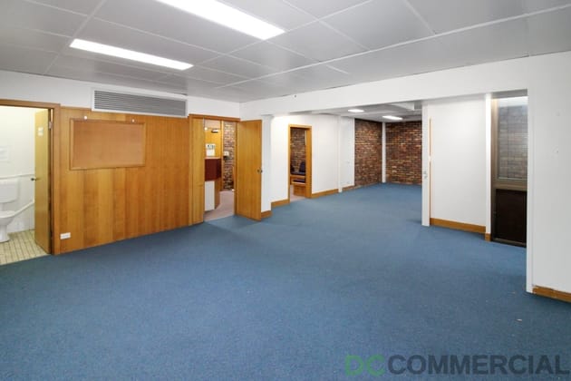 10/4 Mylne Street Toowoomba City QLD 4350 - Image 3