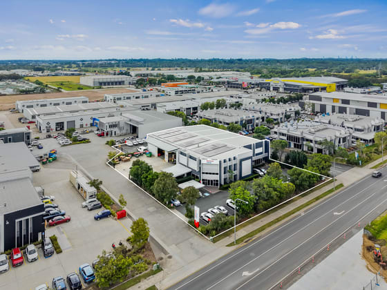 1/209 Leitchs Road Brendale QLD 4500 - Image 2