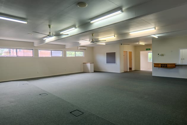 14 Robert Street St George QLD 4487 - Image 4