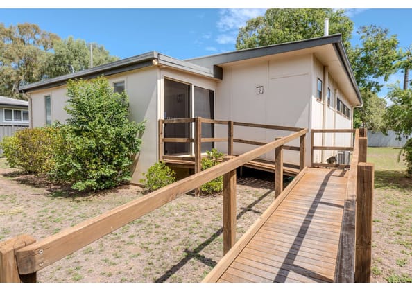 14 Robert Street St George QLD 4487 - Image 1