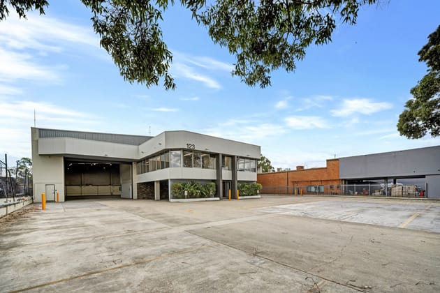 Click to view all images 123 Long Street Smithfield NSW 2164 - Image 1