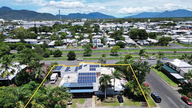 Click to view all images 234 Spence Street Bungalow QLD 4870 - Image 4