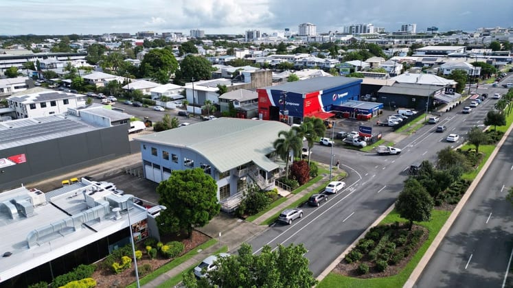 138-142 Spence Street Parramatta Park QLD 4870 - Image 1