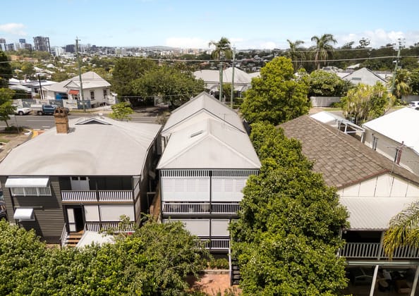 Click to view all images 201 Latrobe Terrace Paddington QLD 4064 - Image 5