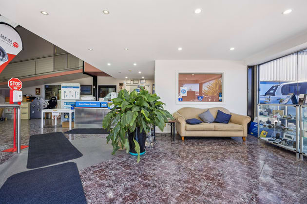 Click to view all images 4 Dominion Place Queanbeyan East NSW 2620 - Image 3