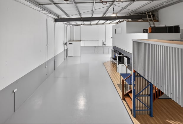 10/17 Indy Court Carrara QLD 4211 - Image 4