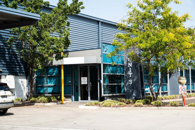 Click to view all images 18-20 Law Court Sunshine West VIC 3020 - Image 3