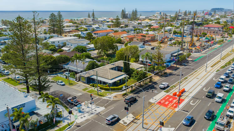 36 Seabeach Avenue Mermaid Beach QLD 4218 - Image 2