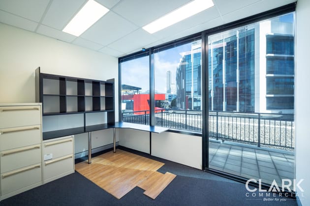 Click to view all images 1106/56 Scarborough Street Southport QLD 4215 - Image 2