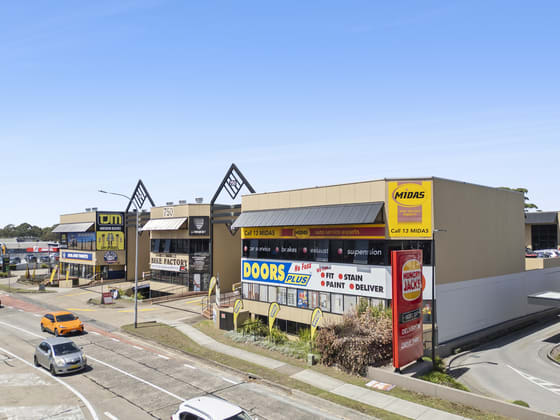 Click to view all images 13/750-752 Pittwater Road Brookvale NSW 2100 - Image 1