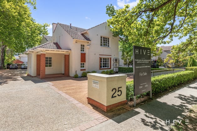 25 Murray Crescent Griffith ACT 2603 - Image 1