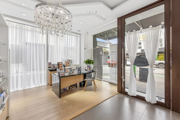 Click to view all images 1 / 450 Chapel Street South Yarra VIC 3141 - Image 3