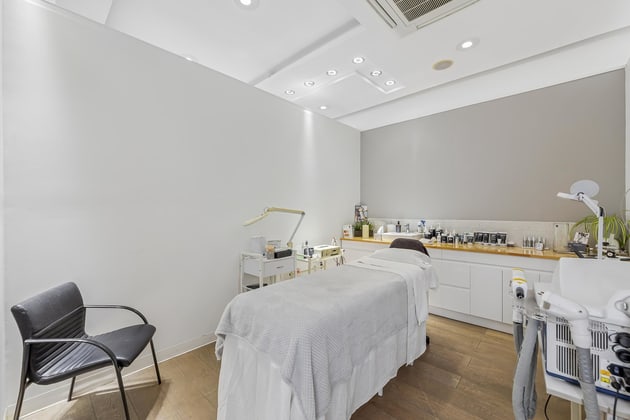 Click to view all images 1 / 450 Chapel Street South Yarra VIC 3141 - Image 5