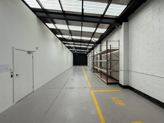 1/3 Finch Street Frankston VIC 3199 - Image 2