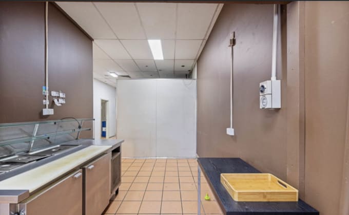 Shop 2/191-195 Hull Road Mooroolbark VIC 3138 - Image 5