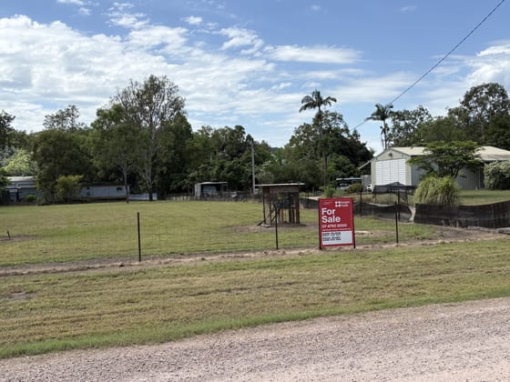 30 Ridge Street Roseneath QLD 4811 - Image 3