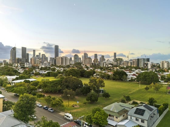 Click to view all images 167 - 169 Baines Street and 152 Wellington Road Kangaroo Point QLD 4169 - Image 2