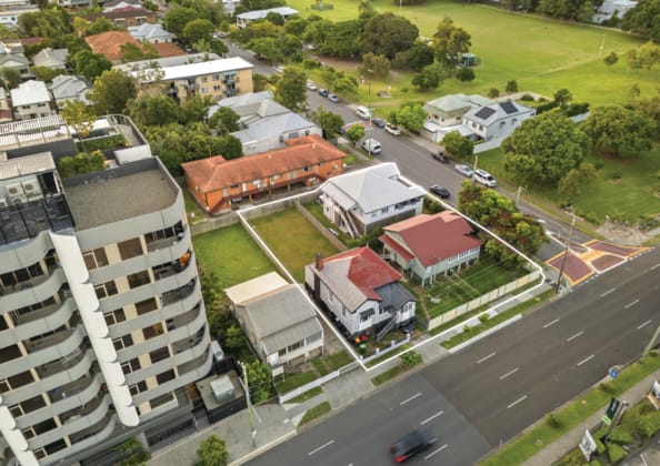 Click to view all images 167 - 169 Baines Street and 152 Wellington Road Kangaroo Point QLD 4169 - Image 3