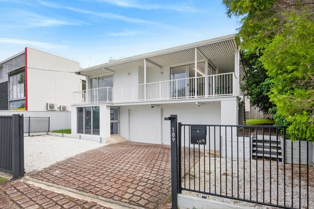 Click to view all images 189 Ferry Road Southport QLD 4215 - Image 4