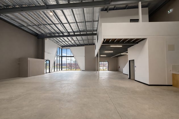 10/42 Hub Crescent Heathwood QLD 4110 - Image 4