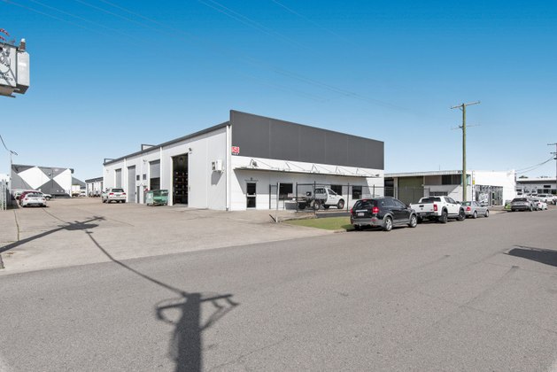 7/58 Keane Street Currajong QLD 4812 - Image 1