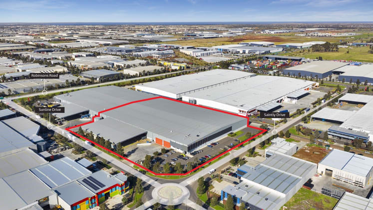1 27 Sunline Drive Truganina Vic 3029 Factory Warehouse Industrial Property For Lease Commercial Real Estate