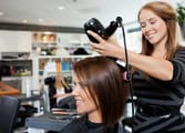 Beauty Salon Business in Graceville