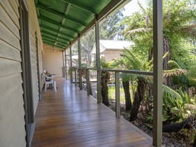 6 Hotel Motel Pub Leisure Properties For Sale In Buchan Vic 3885