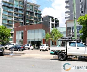 Showrooms / Bulky Goods commercial property leased at 9 Longland Street Newstead QLD 4006