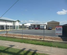 Showrooms / Bulky Goods commercial property leased at 3 Peak Downs Highway Racecourse QLD 4740