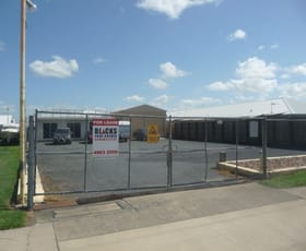 Showrooms / Bulky Goods commercial property leased at 3 Peak Downs Highway Racecourse QLD 4740