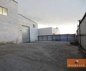 Factory, Warehouse & Industrial commercial property leased at 118 Bungaree Road Pendle Hill NSW 2145