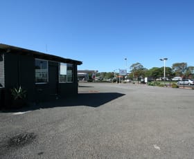Showrooms / Bulky Goods commercial property leased at 384 Pacific Highway Belmont North NSW 2280