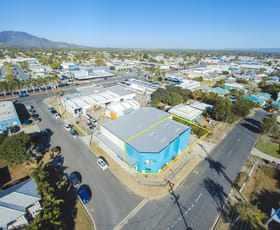 Showrooms / Bulky Goods commercial property leased at 217A Musgrave Street Berserker QLD 4701