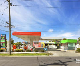 Showrooms / Bulky Goods commercial property leased at 676 High Street Road Glen Waverley VIC 3150